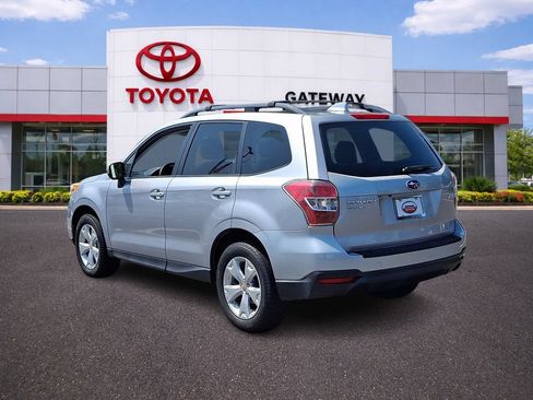 Used 2016 Subaru Forester 2.5i Premium w/ All-Weather Package AWD/4WD image 7