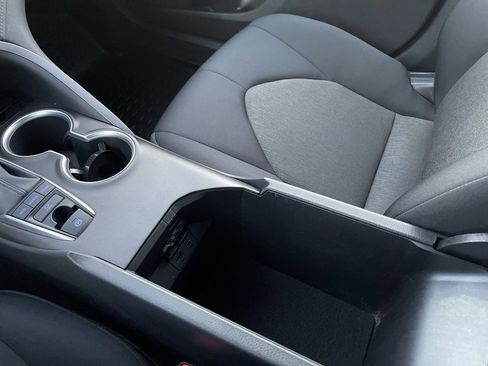 Certified 2023 Toyota Camry LE image 27