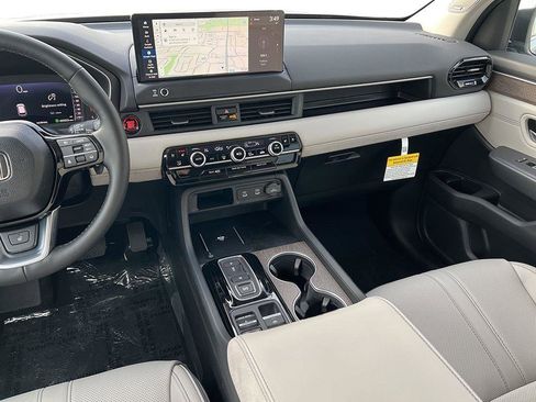 New 2026 Honda Pilot Elite image 17