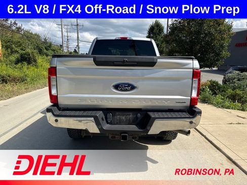 Used 2017 Ford F250 XLT w/ XLT Value Package AWD/4WD image 6
