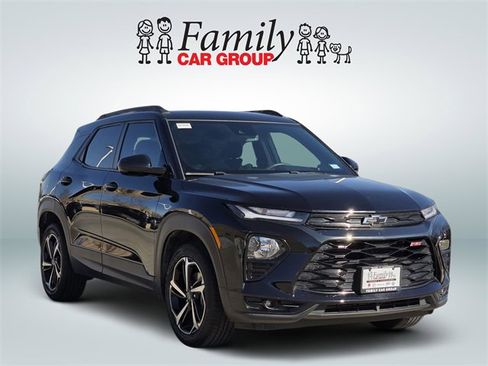 Used 2022 Chevrolet TrailBlazer RS w/ Convenience Package image 2