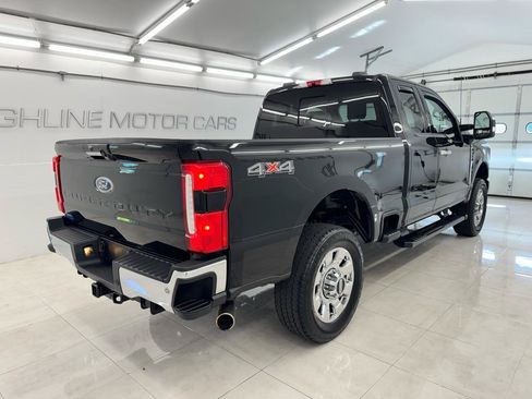 Used 2023 Ford F350 Lariat w/ Chrome Package AWD/4WD image 4