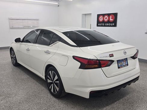 Used 2022 Nissan Altima 2.5 SV FWD image 5