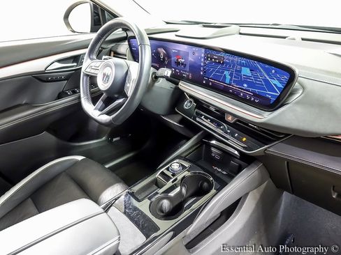 Certified 2025 Buick Envision Sport Touring image 25