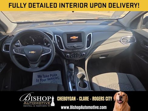 Used 2023 Chevrolet Equinox LT AWD/4WD image 3