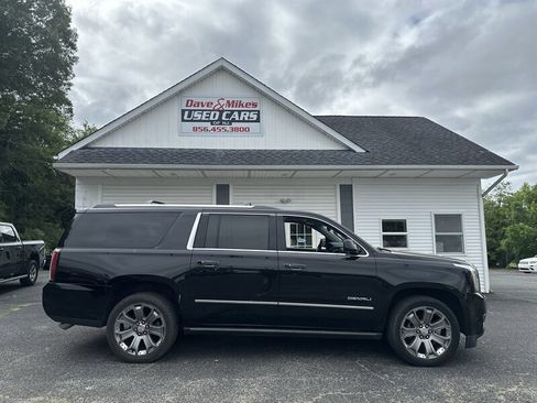 Used 2016 GMC Yukon XL Denali w/ Open Road Package AWD/4WD image 9