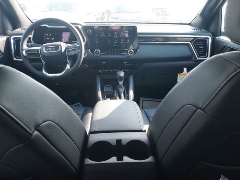 New 2026 GMC Canyon Elevation w/ Convenience Package RWD image 10