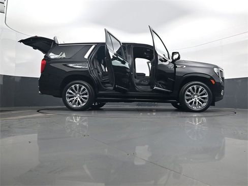 Certified 2023 GMC Yukon Denali image 35