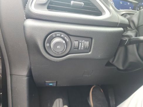 New 2026 Chrysler Pacifica Select w/ S Appearance Package FWD image 14