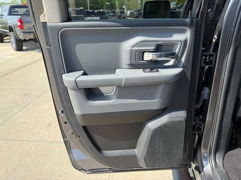 Used 2018 RAM 1500 Big Horn AWD/4WD image 43