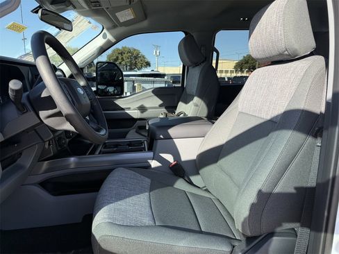 New 2026 Ford F350 XLT w/ FX4 Off-Road Package image 42