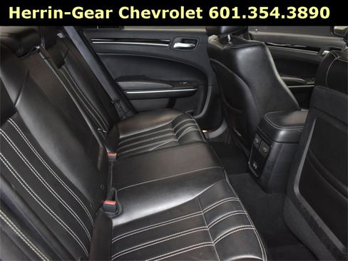 Used 2021 Chrysler 300 S image 20