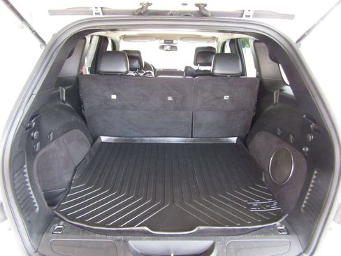 Used 2013 Jeep Grand Cherokee Laredo AWD/4WD image 29