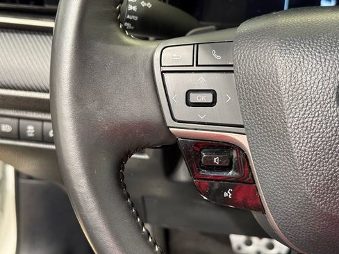 Certified 2025 Toyota Camry SE FWD image 22