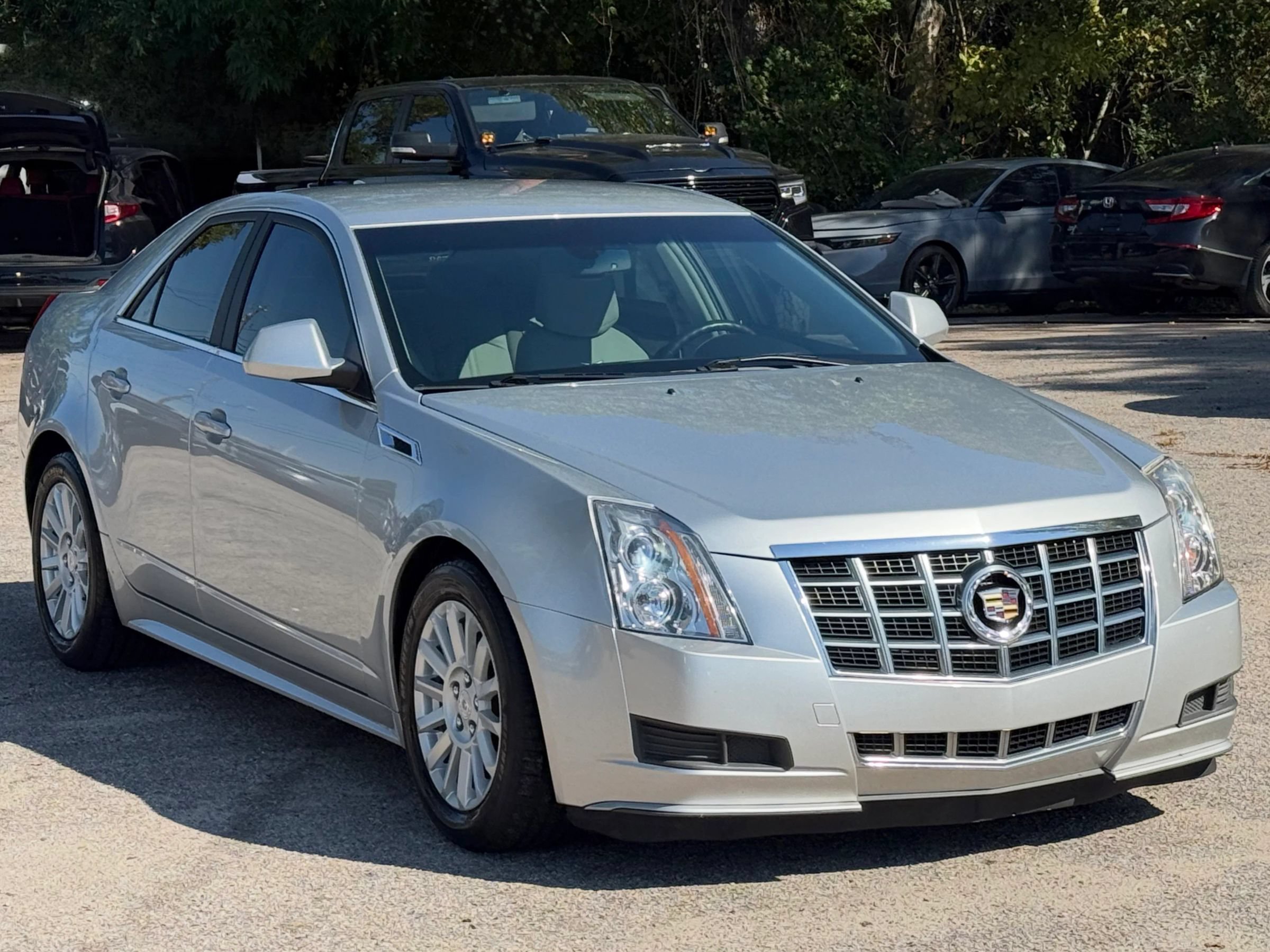 Used 2013 Cadillac CTS Luxury RWD image 1