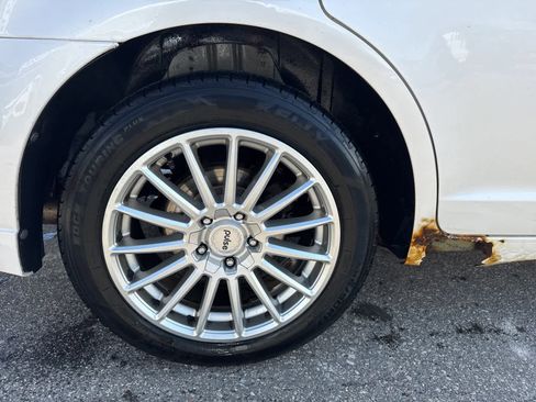 Used 2011 Ford Fusion SEL w/ 302A Rapid Spec Order Code image 11