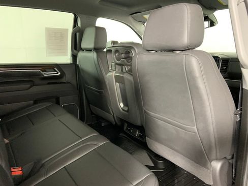 Used 2025 GMC Sierra 3500 SLT AWD/4WD image 12