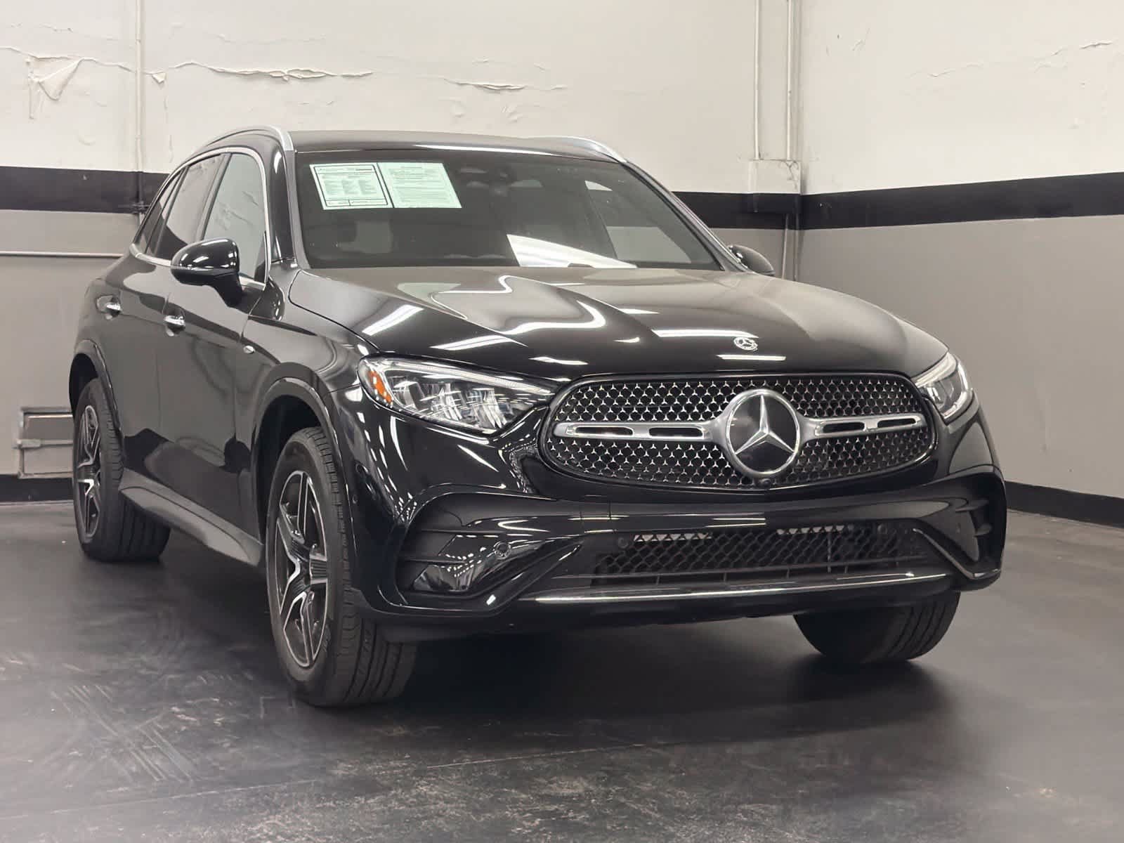 Certified 2025 Mercedes-Benz GLC 350e 4MATIC image 2