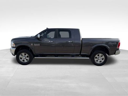 Used 2017 RAM 2500 Laramie AWD/4WD image 4