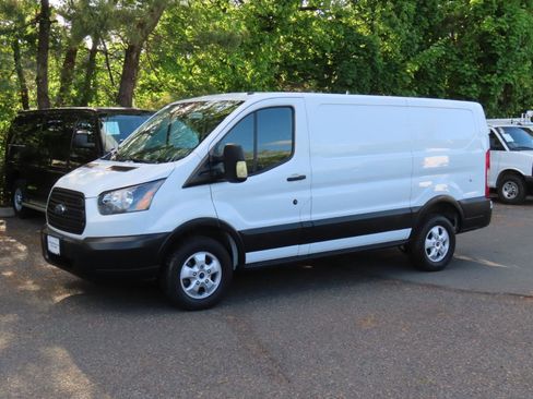 Used 2019 Ford Transit 250 130 Low Roof RWD image 2