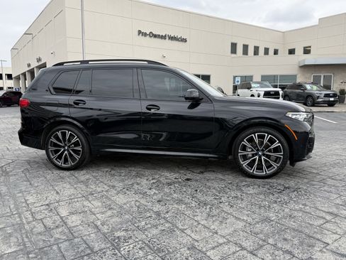 Used 2022 BMW X7 xDrive40i w/ M Sport Package image 8