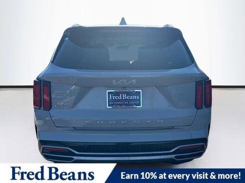 Used 2022 Kia Sorento SX image 7