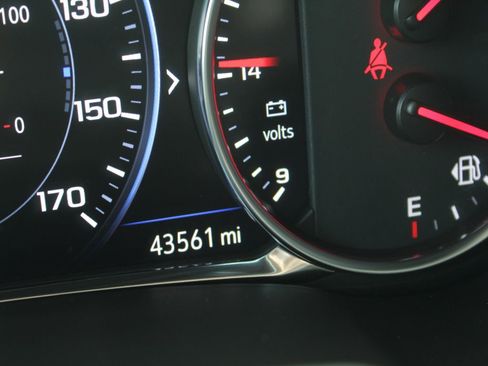 Used 2023 Chevrolet Blazer RS w/ Driver Confidence II Package image 21