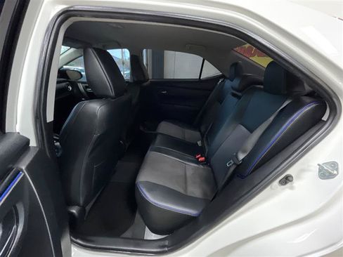 Used 2019 Toyota Corolla SE FWD image 19