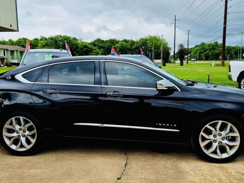 Used 2018 Chevrolet Impala Premier FWD image 4