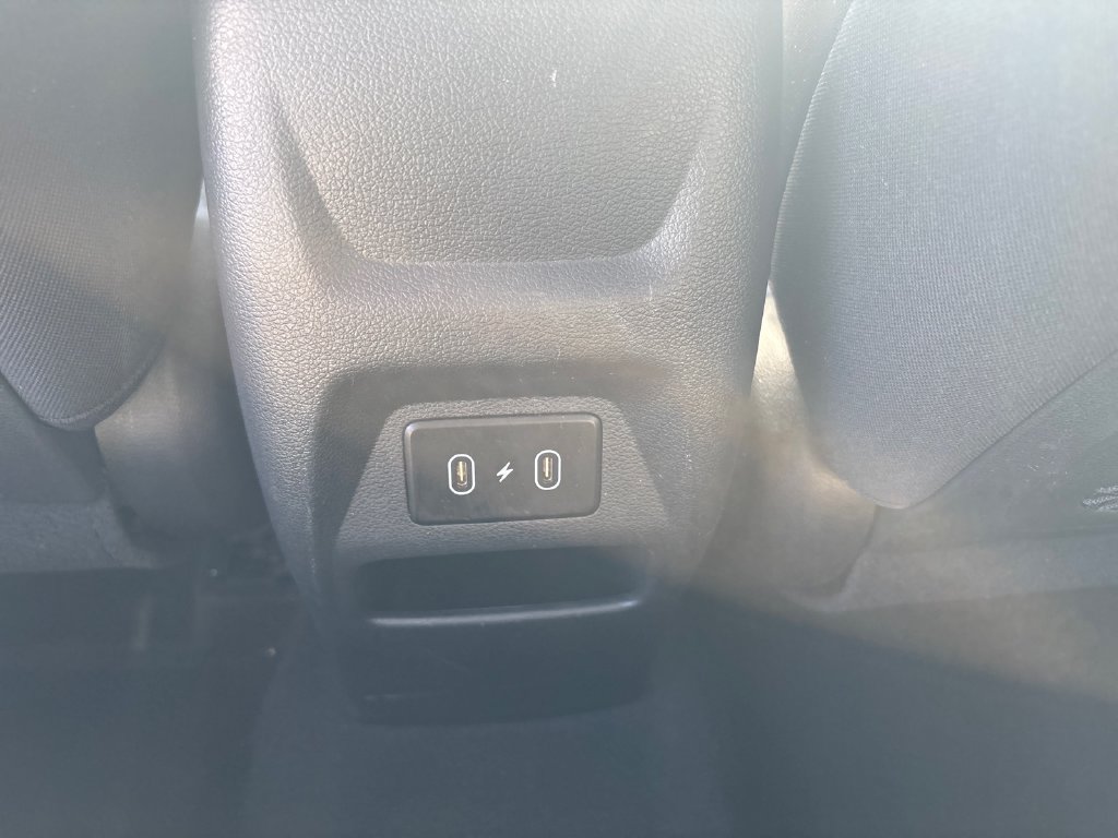 Used 2025 Hyundai Venue SEL FWD image 22
