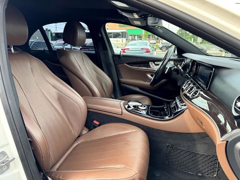 Used 2017 Mercedes-Benz E 300 4MATIC image 15
