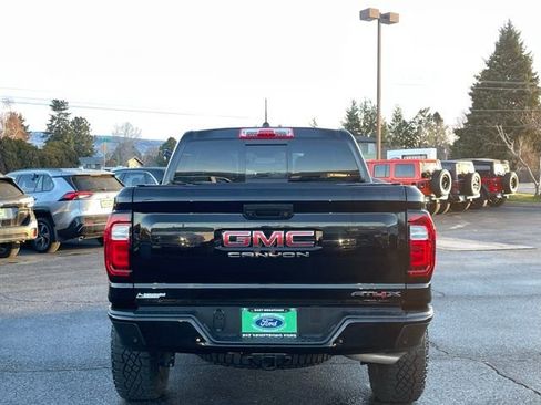 Used 2024 GMC Canyon AT4X AWD/4WD image 4