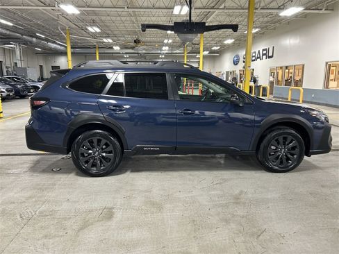 Certified 2023 Subaru Outback Onyx Edition XT image 9
