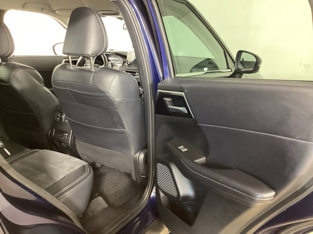 Used 2024 Mitsubishi Outlander SE AWD/4WD image 25