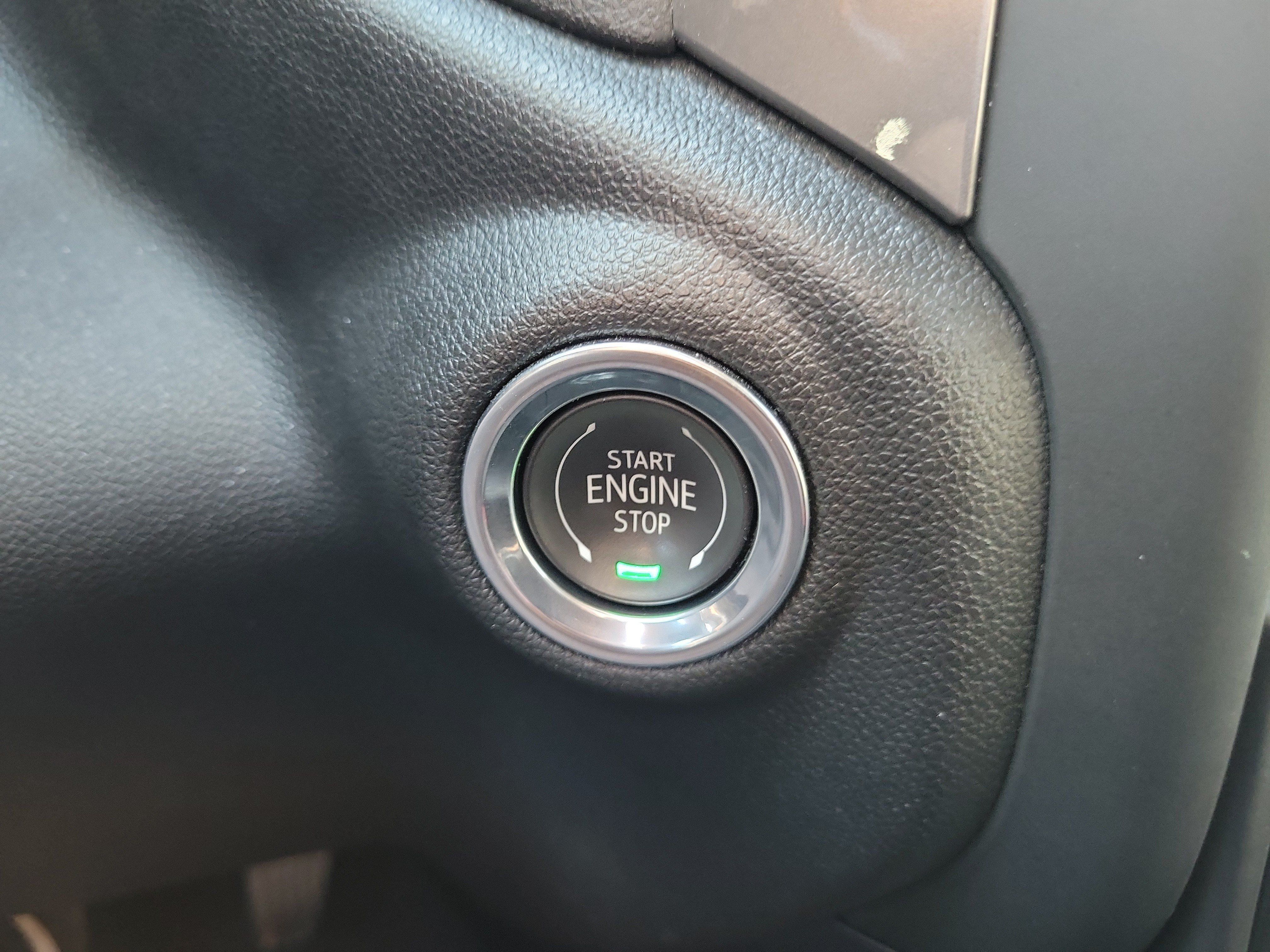 Used 2025 Chevrolet Silverado 1500 Custom RWD image 27