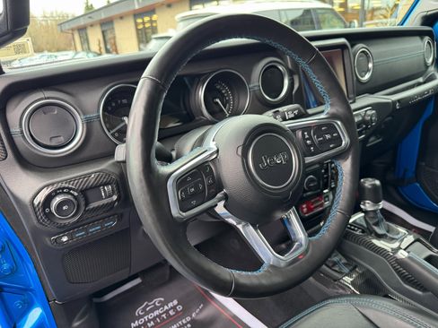 Used 2023 Jeep Wrangler Unlimited Rubicon 4xe w/ Dual Top Group image 45