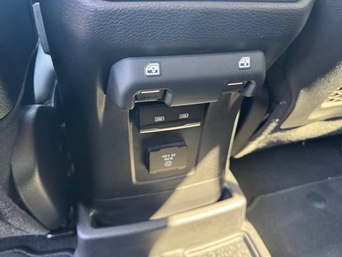 Used 2021 Jeep Wrangler Unlimited Rubicon 4xe w/ Cold Weather Group AWD/4WD image 20