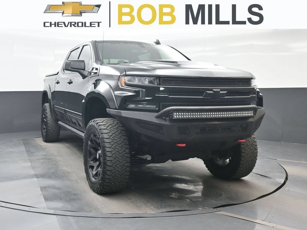 Used 2021 Chevrolet Silverado 1500 RST w/ Convenience Package II AWD/4WD image 1
