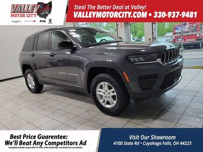 New 2025 Jeep Grand Cherokee Laredo w/ Luxury Tech Group I