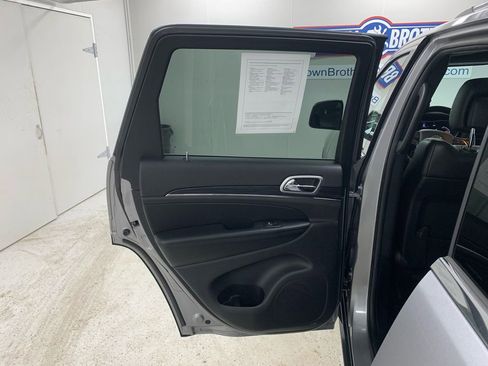 Used 2019 Jeep Grand Cherokee Limited w/ Luxury Group II image 22
