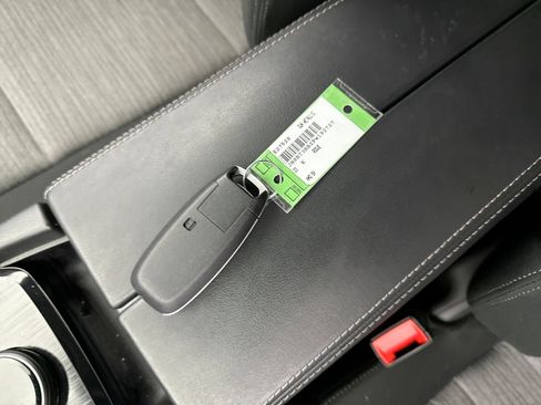 Used 2023 Nissan Rogue SV image 12