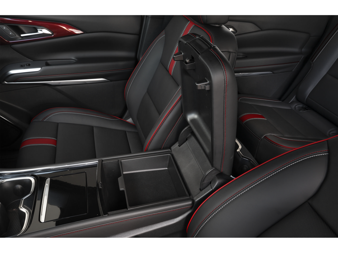 New 2027 Chevrolet Traverse RS w/ LPO, Floor Liner Package AWD/4WD image 61