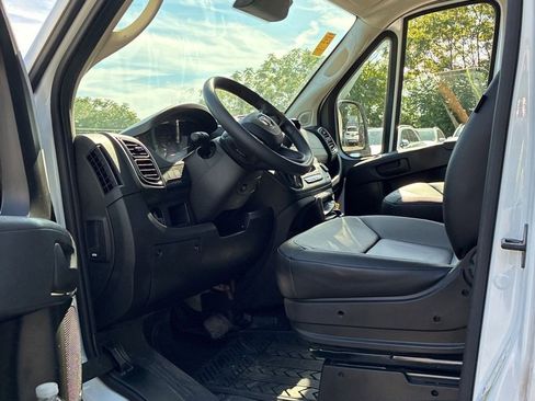 Used 2023 RAM ProMaster 2500 FWD image 5