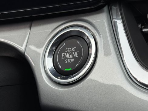 New 2026 Chevrolet Trax LT w/ LT Convenience Package image 9