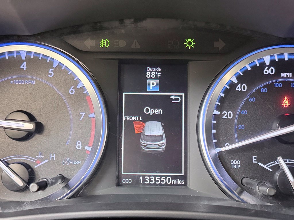 Used 2015 Toyota Highlander XLE AWD/4WD image 47