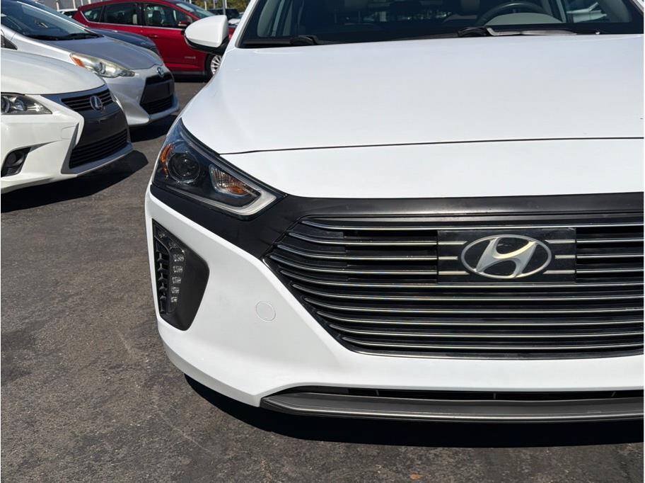 Used 2019 Hyundai Ioniq Limited w/ Ultimate Package 02 FWD image 29