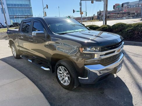 Used 2021 Chevrolet Silverado 1500 LT image 3