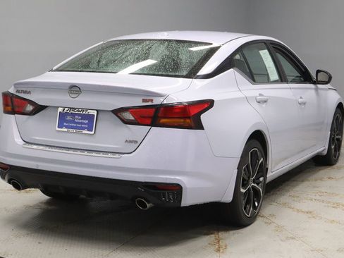 Certified 2023 Nissan Altima 2.5 SR w/ SR Premium Package AWD/4WD image 11