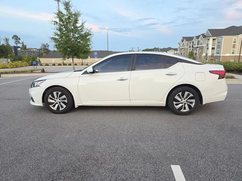 Used 2019 Nissan Altima 2.5 S FWD image 5