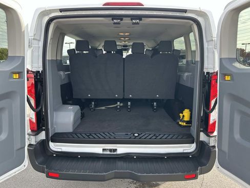 Used 2018 Ford Transit 350 XL image 14